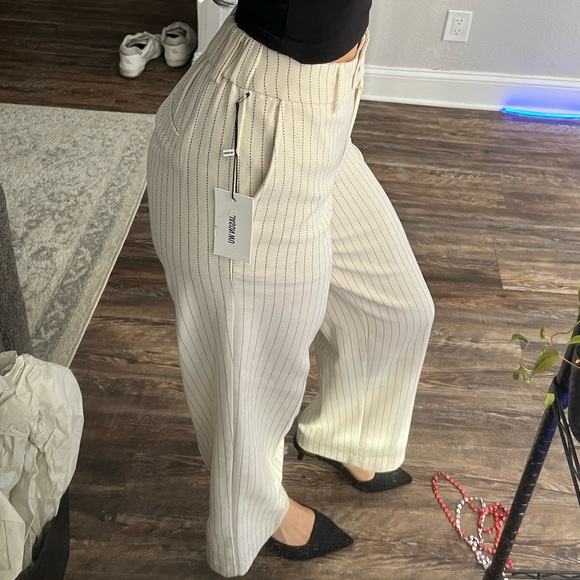 ‼️SOLD‼️Jason Wu Pin Striped Trousers - Picture 4 of 8